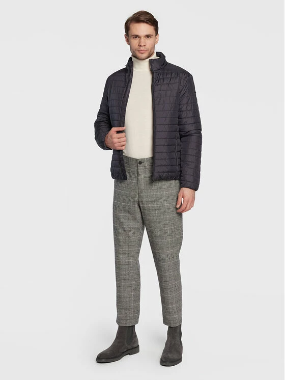 Πολύ καλή προσφορά 🥰 Προϋπολογισμός 🔥 Geox Άνδρες Πουπουλένια Μπουφάν Μπουφάν πουπουλένιο Wilmer M2622H T2920 F1624 Σκούρο μπλε Regular Fit 👍 ✔️ - Image 2